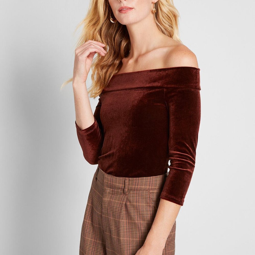 Modcloth Cafe Parfait Velvet Off-Shoulder Top in Dark Copper